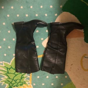 Forever21 black boots.